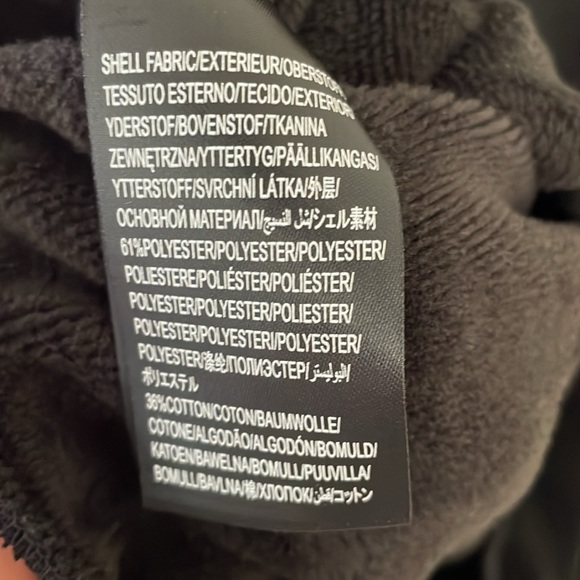 FARM RIO Warm Welcome Sweatshirt - Picture 8 of 9